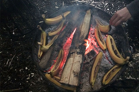 Wildnispädagogik Aufbaukurs - Bananen mit Schokolade Wildnispädagogik Aufbaukurs - Bananen mit Schokolade