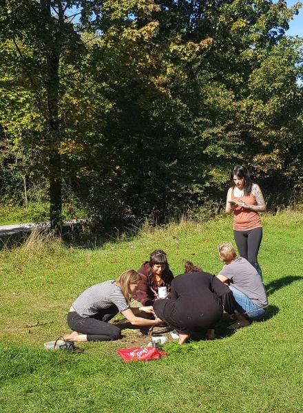 Wildnisschule Bayern - Wir-Kinder der Erde - Logo