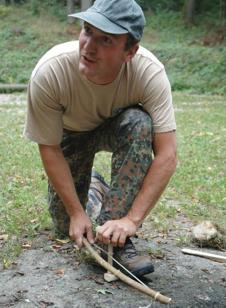 Wildnispädagogik Ausbildung Basis - Feuer selber machen